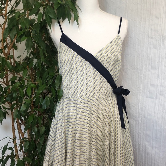 Banana Republic Dresses & Skirts - BANANA REPUBLIC size 8 halter top asymmetric hem high low summer dressy dress